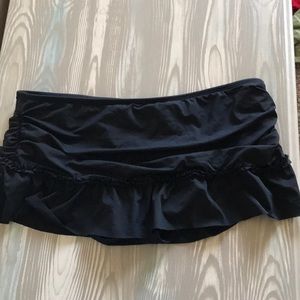 🏝Kenneth Cole Reaction swim skirt 🏝